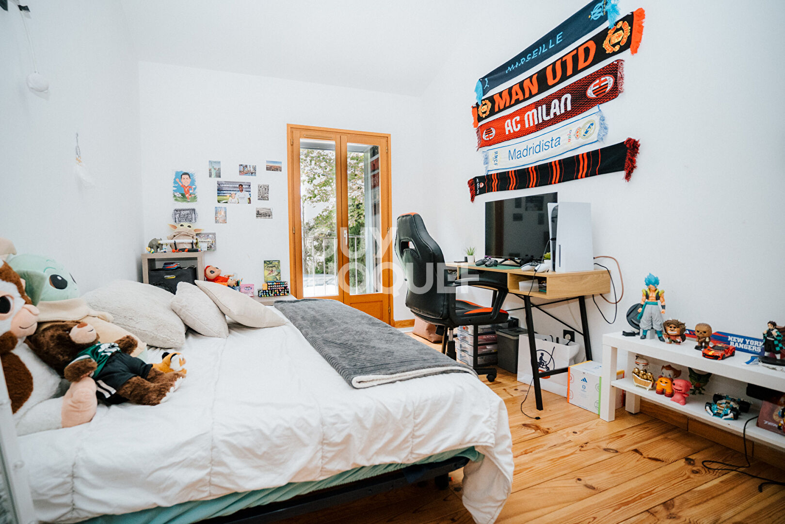 VILLA 168 m² . 870m² de terrain + GRANGE DE 116M2