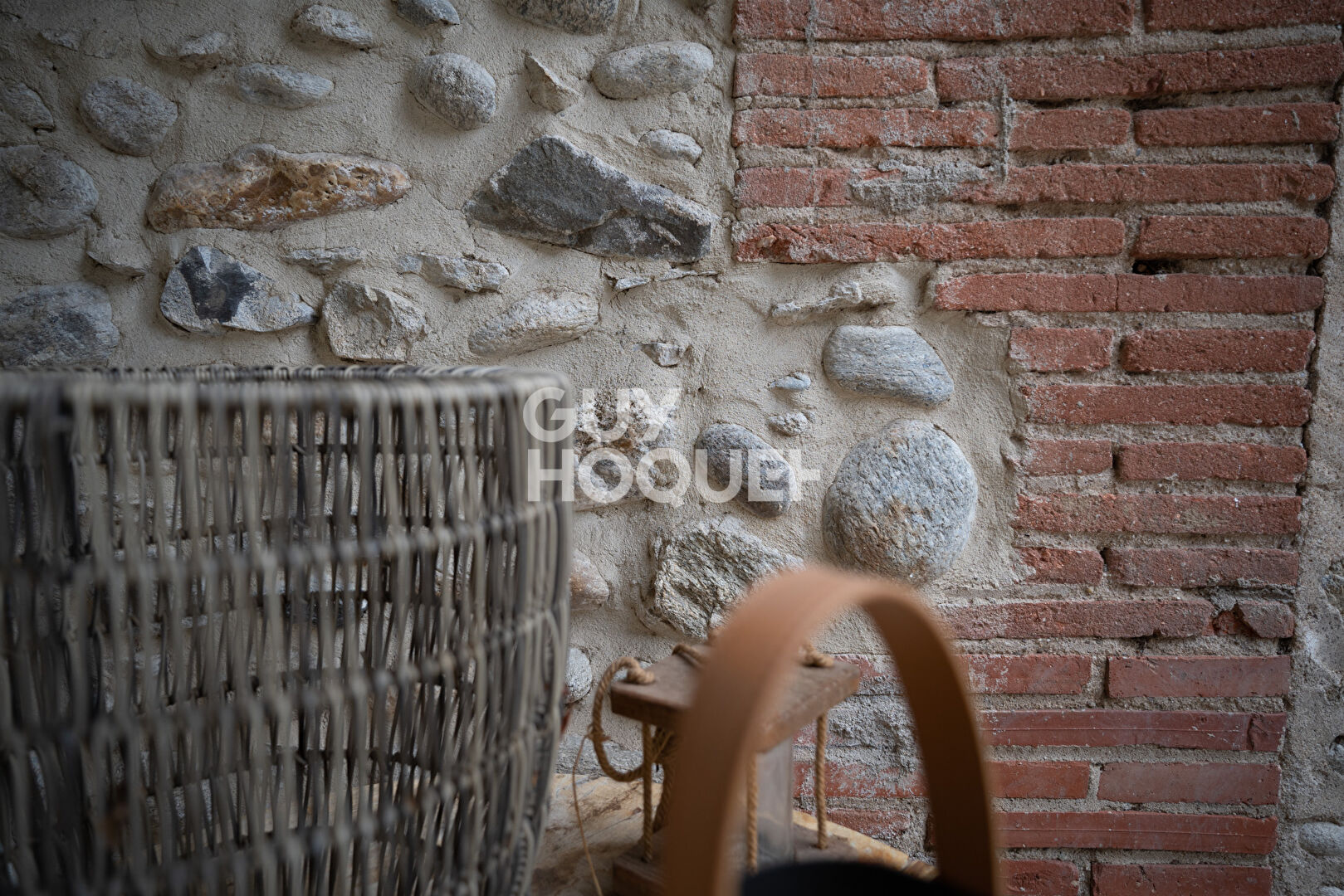 VILLA 168 m² . 870m² de terrain + GRANGE DE 116M2