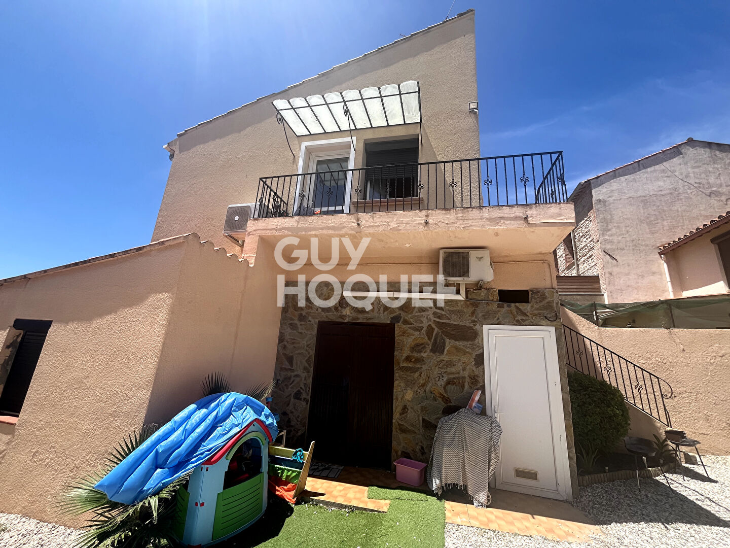 Immeuble Villeneuve De La Raho avec potentiel