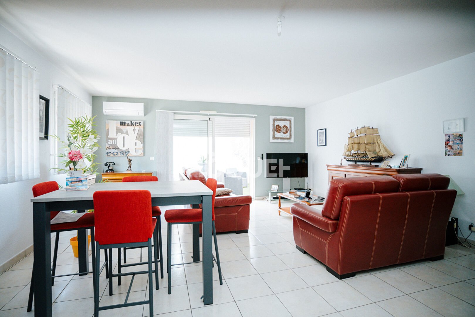 Maison sans vis à vis avec terrasse et garage - Bages