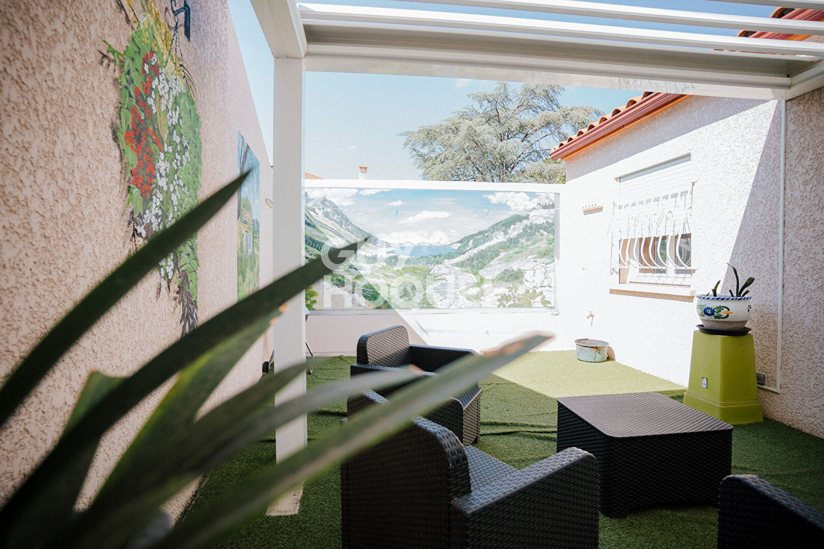 Maison sans vis à vis avec terrasse et garage - Bages