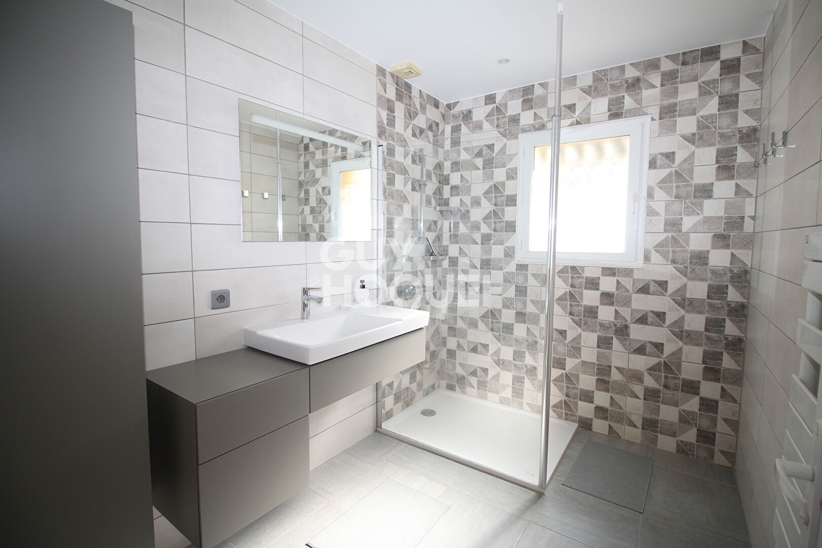 Jolie Villa 4 faces  plain-pied proche du Lac