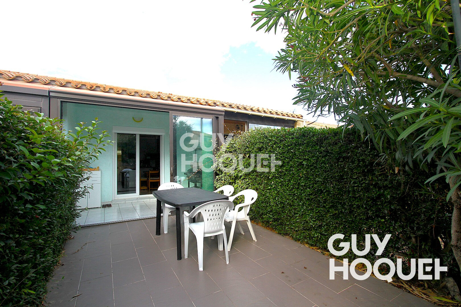 Maison T2 + mezzanine + parking privatif