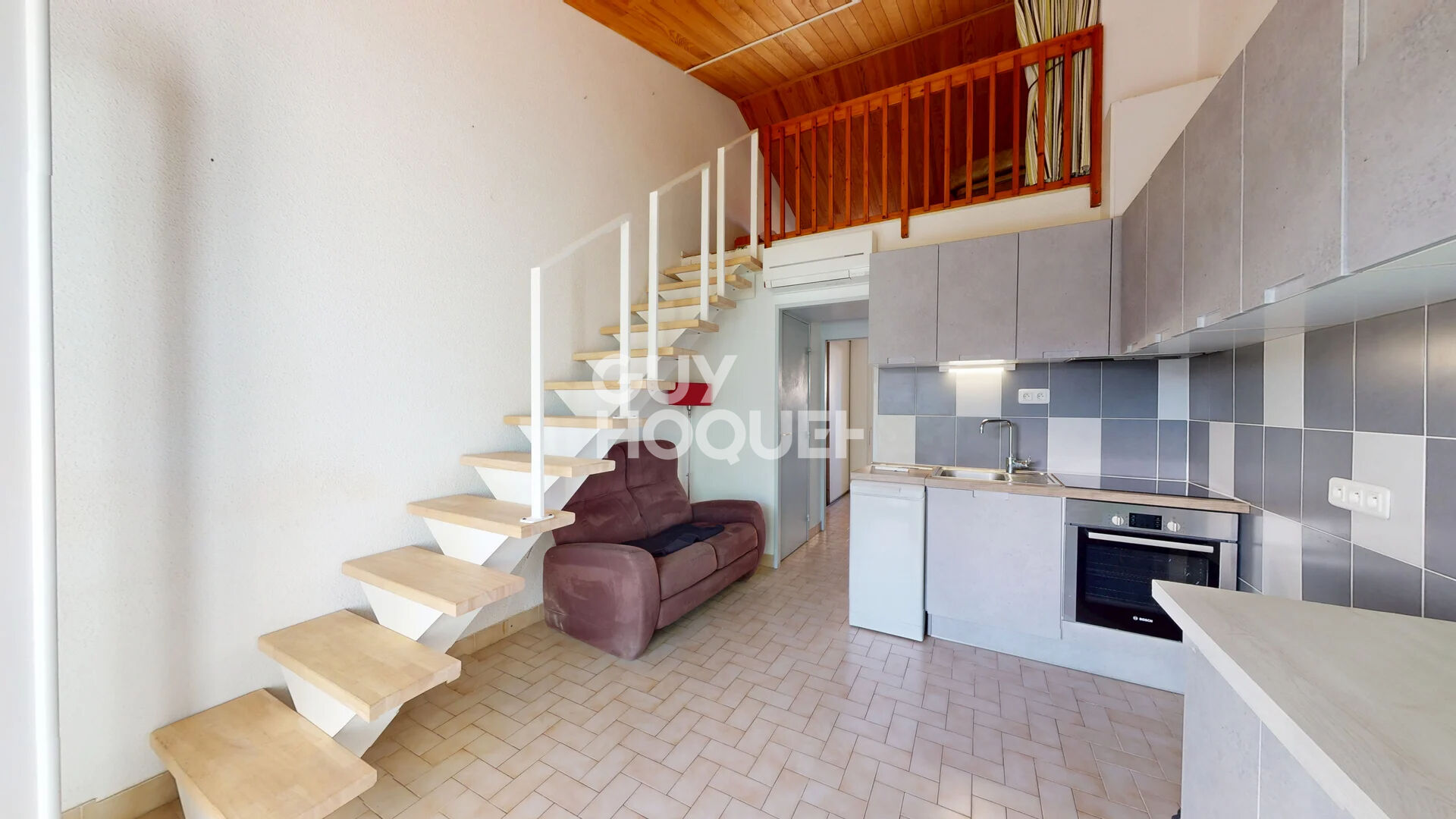 Maison T2 + mezzanine + parking privatif