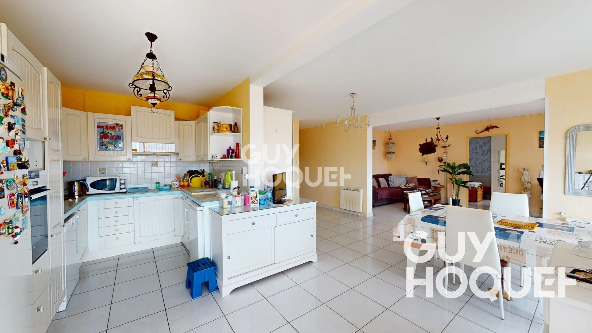 Appartement  Type T4 _100m2 superficie utile _ Traversant _Parking_ Canet en Roussillon