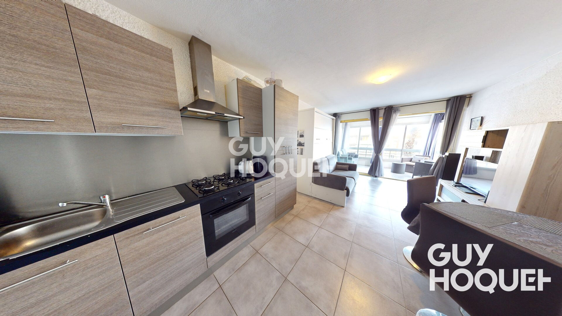 CANET CENTRE. Grand studio vue mer