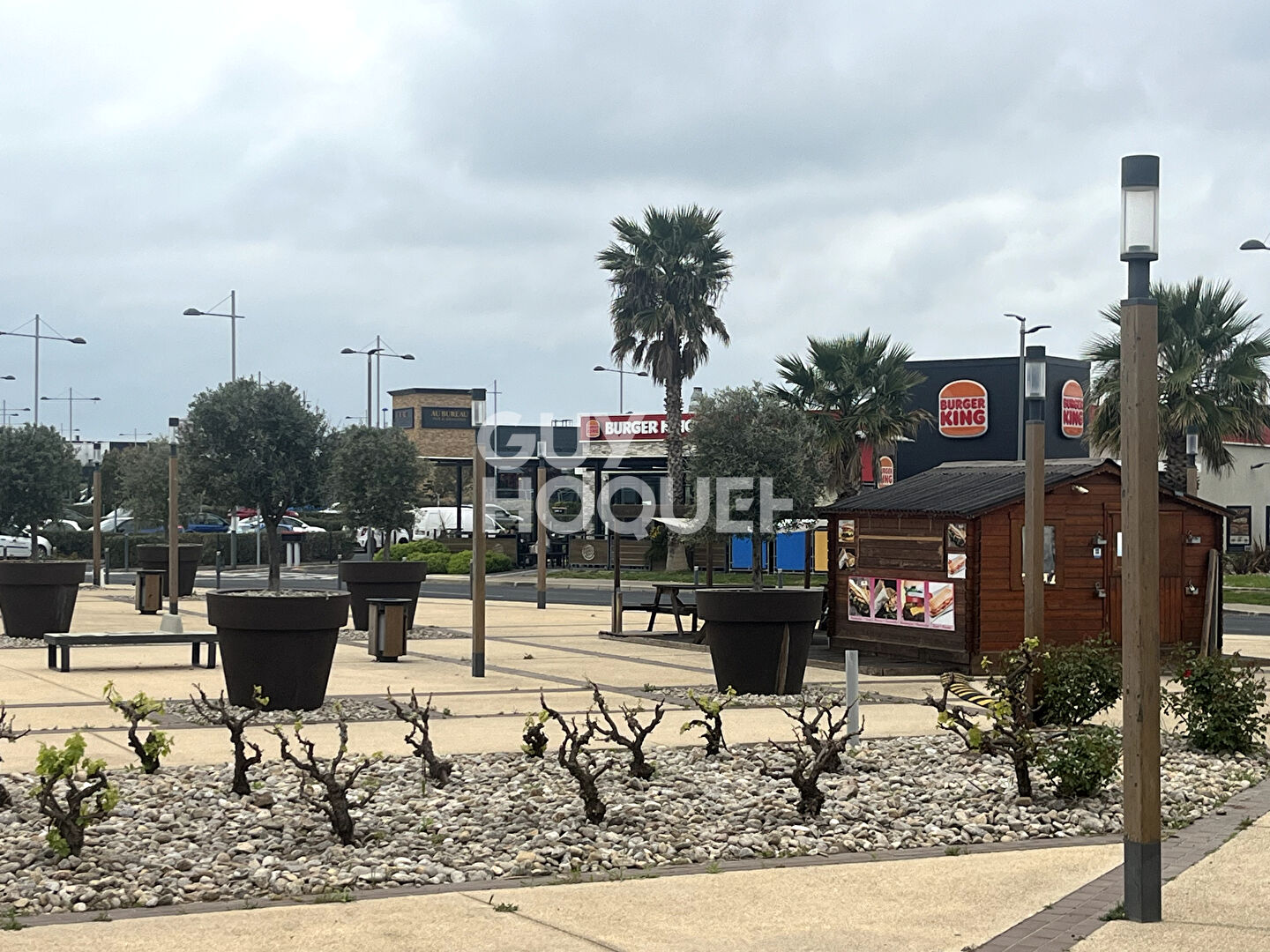 Local 410m2 Emplacement N 1 Mas Guerido RARE