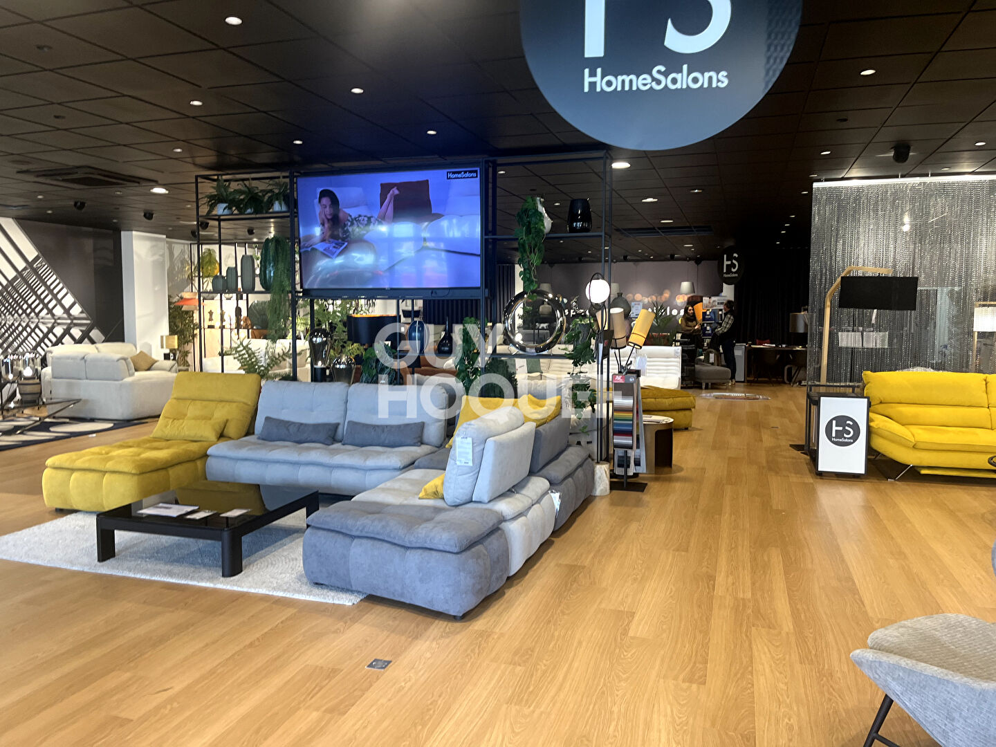 Local 410m2 Emplacement N 1 Mas Guerido RARE