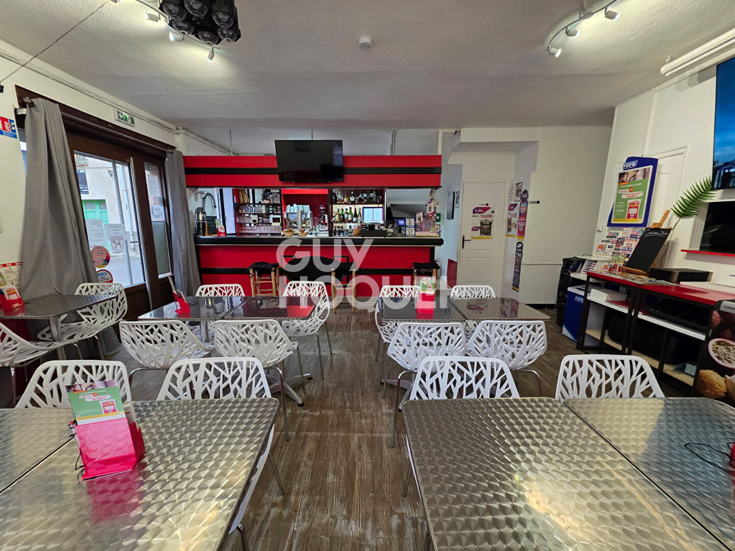 VENTE BAR RESTAURANT LICENSE 4 plus appartement