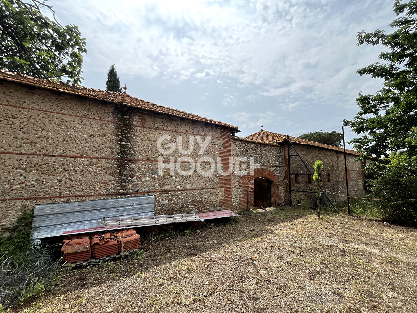 Bâtisse exceptionnelle face au Lac idéal  projet professionel