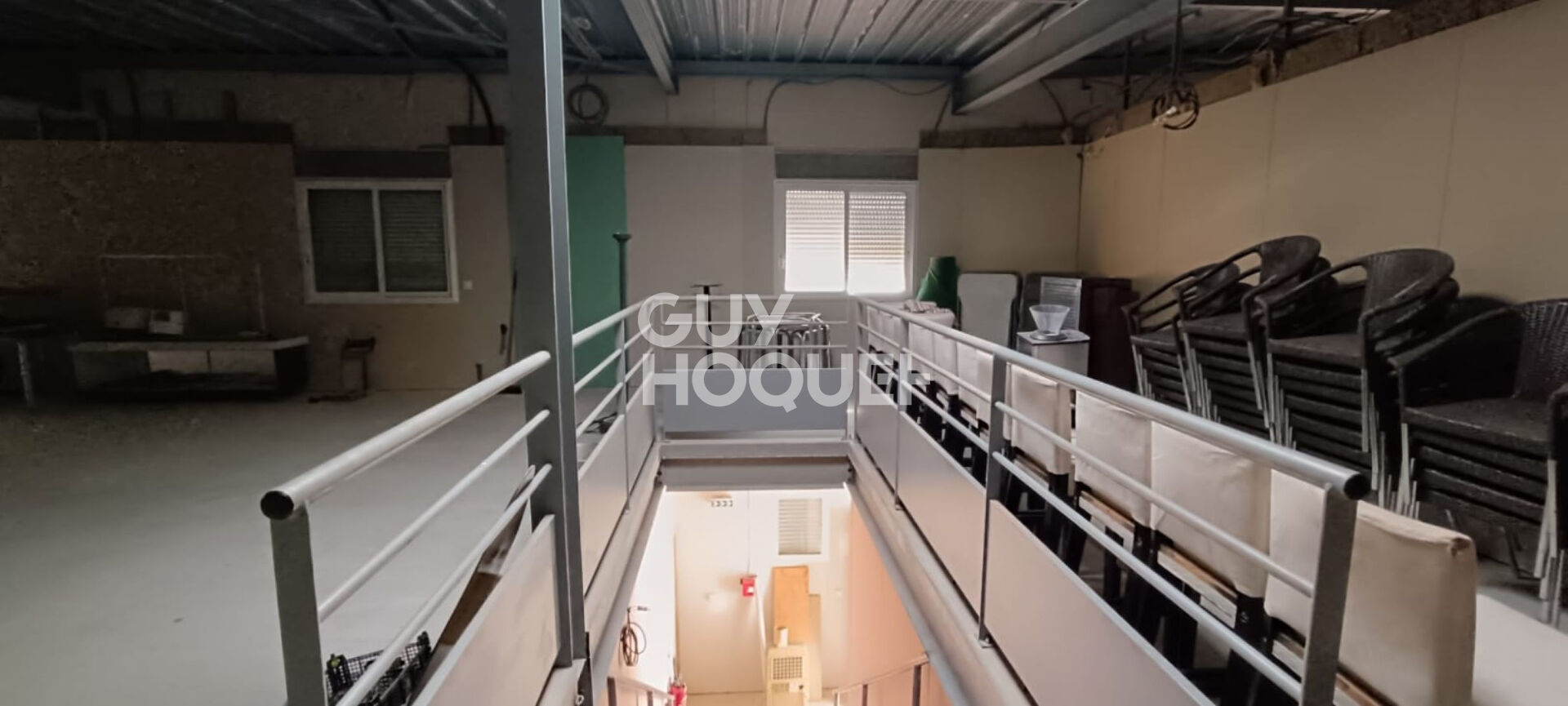 Murs commerciaux  a usage professionnel 550m2