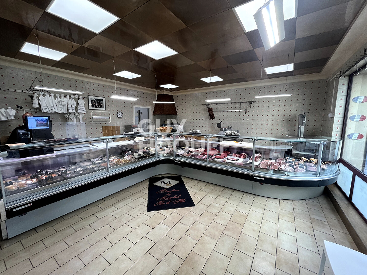 Local commercial Rivesaltes 200 m2 pour investisseur 9% de rentabilité