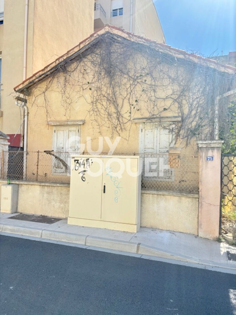 Rare Maison à Rénover entièrement - Située à 200m de la plage
