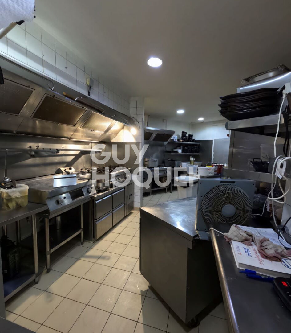 FONDS DE COMMERCE RESTAURANT 200m2 LICENCE 4  SAINT CYPRIEN