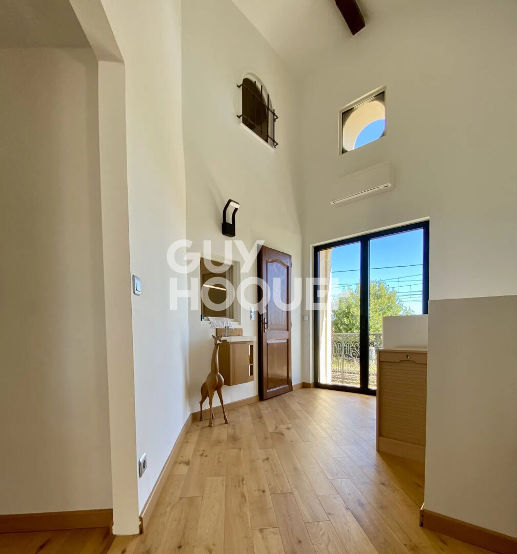 TRIPLEX 187,86m2 6 pièces