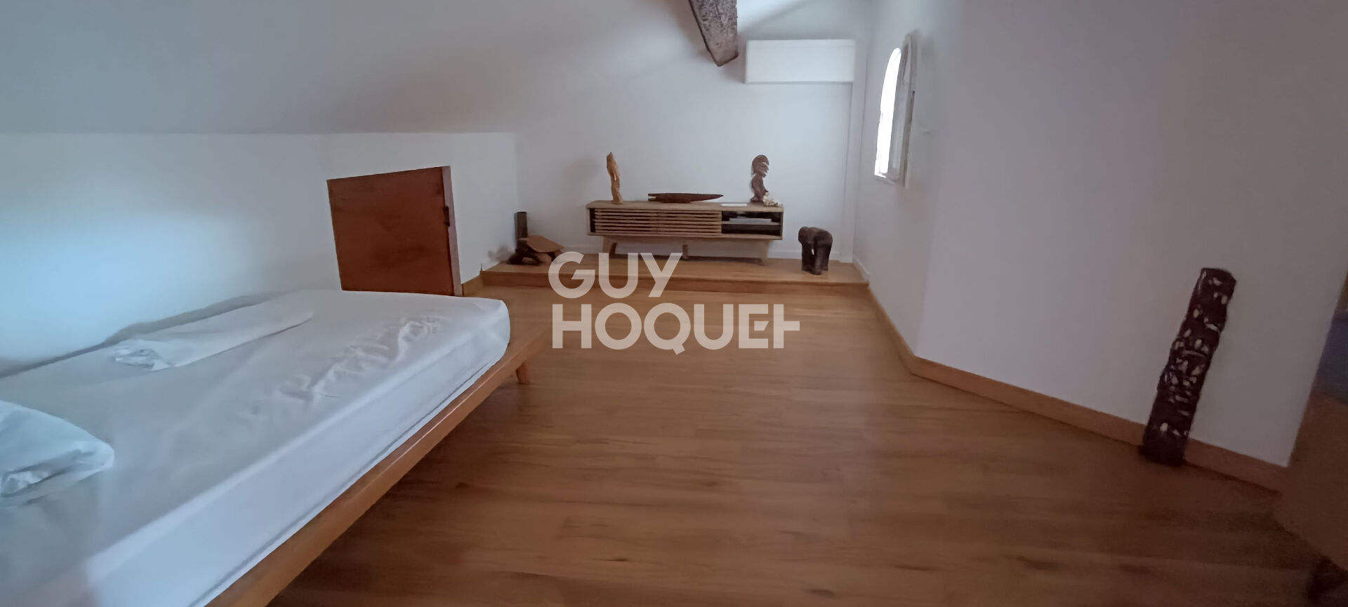 TRIPLEX 187,86m2 6 pièces