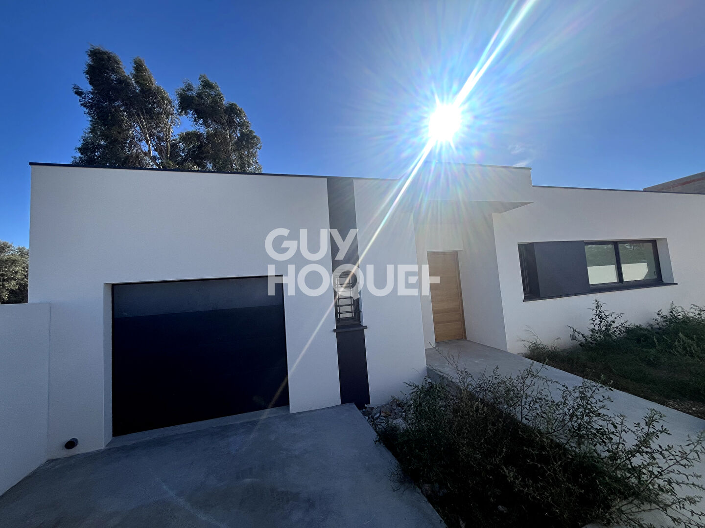 Villa moderne 4 faces de Plain-pied