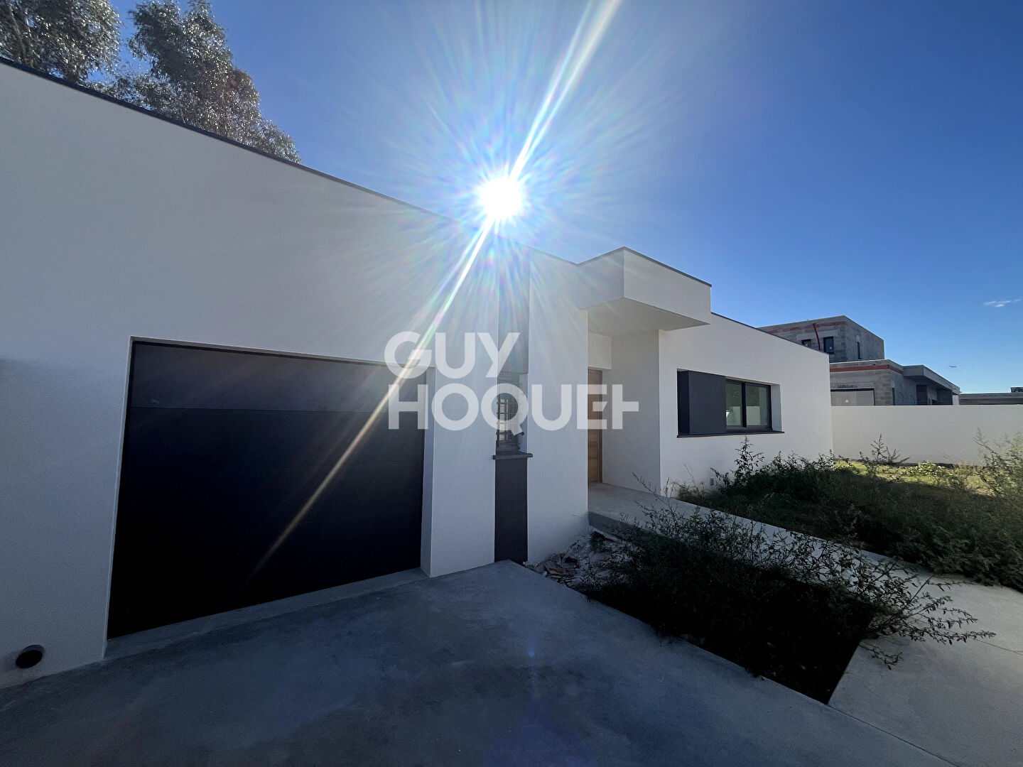 Villa moderne 4 faces de Plain-pied