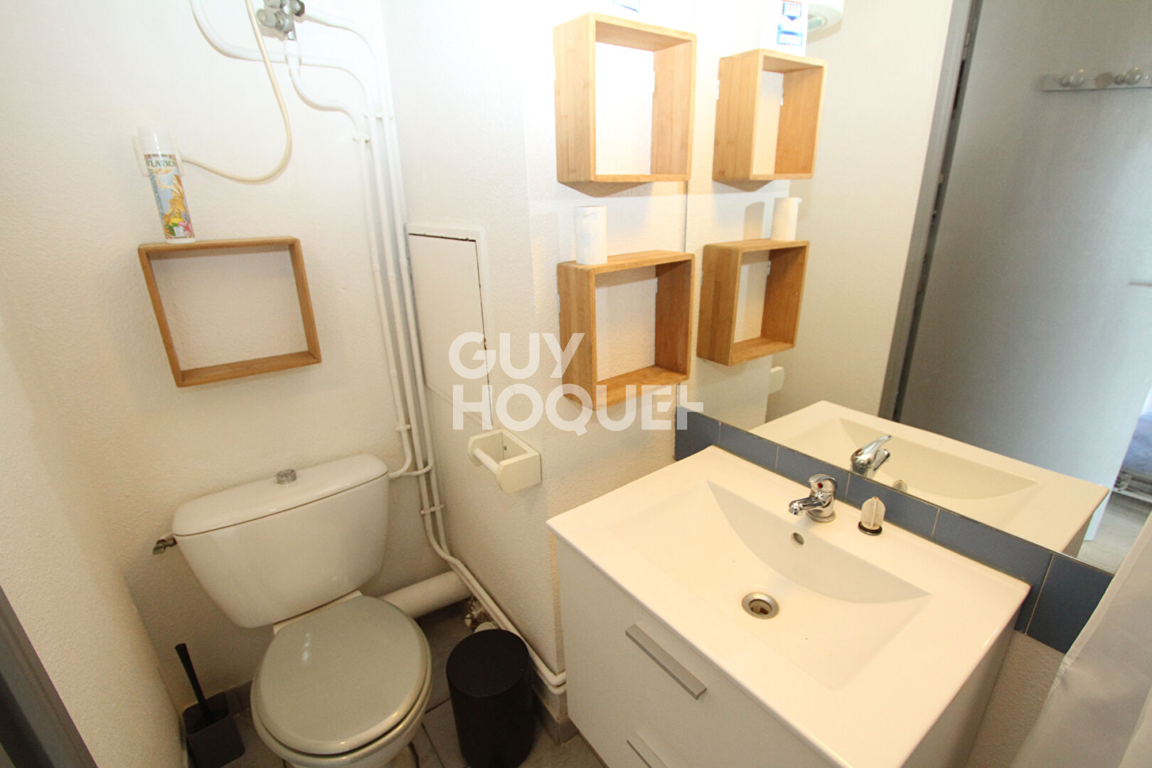 Studio meublé loué à l'année secteur Canet Sud