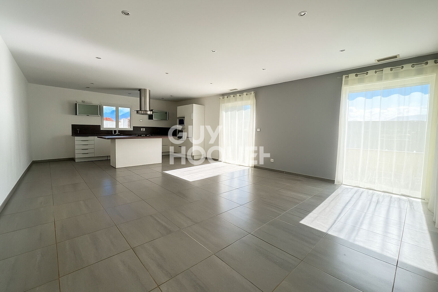 Maison Plain-Pied  5 pièces 123 m²  Terrain 443 m²