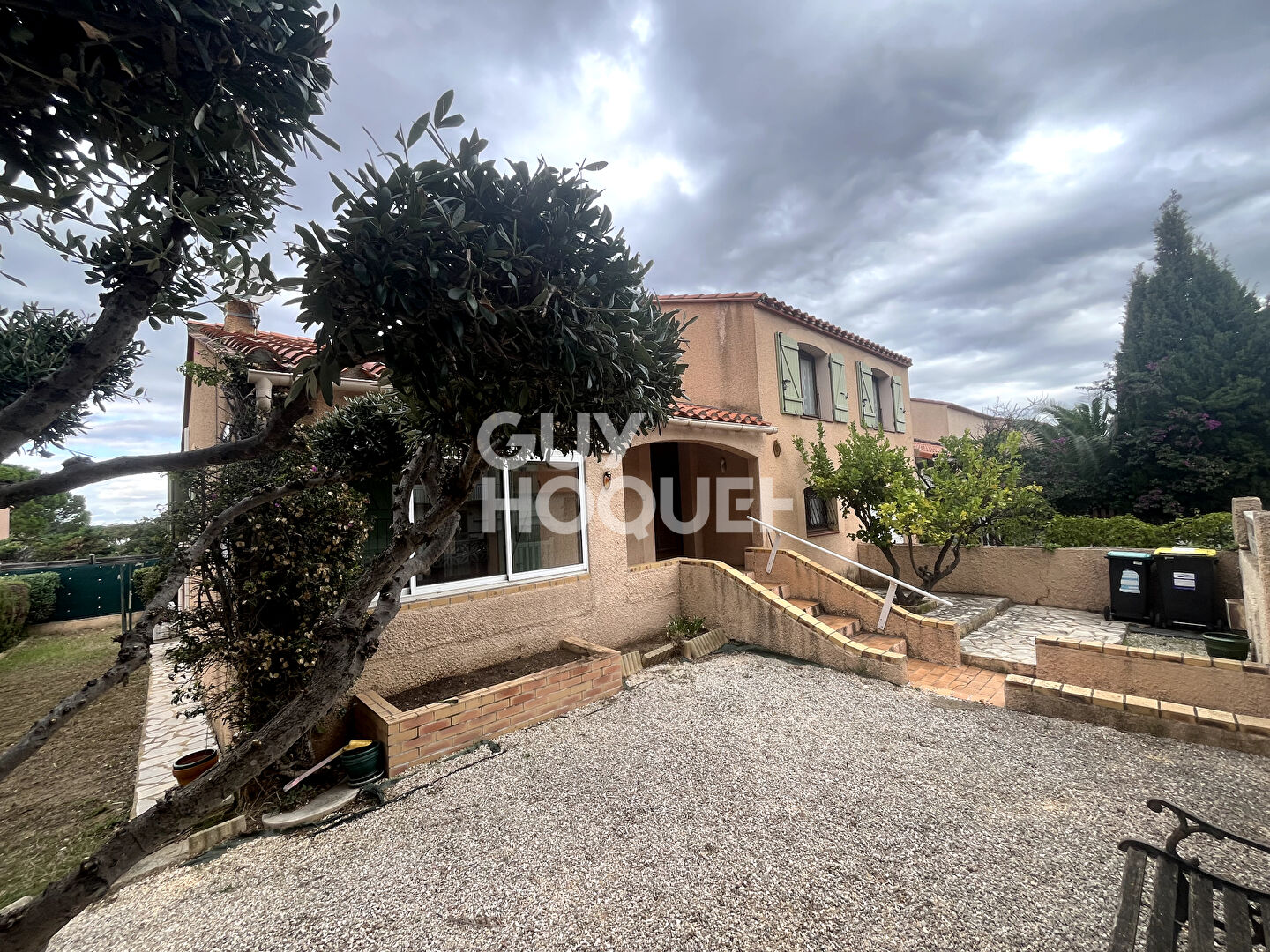 Maison 3faces T6 gros potentiel