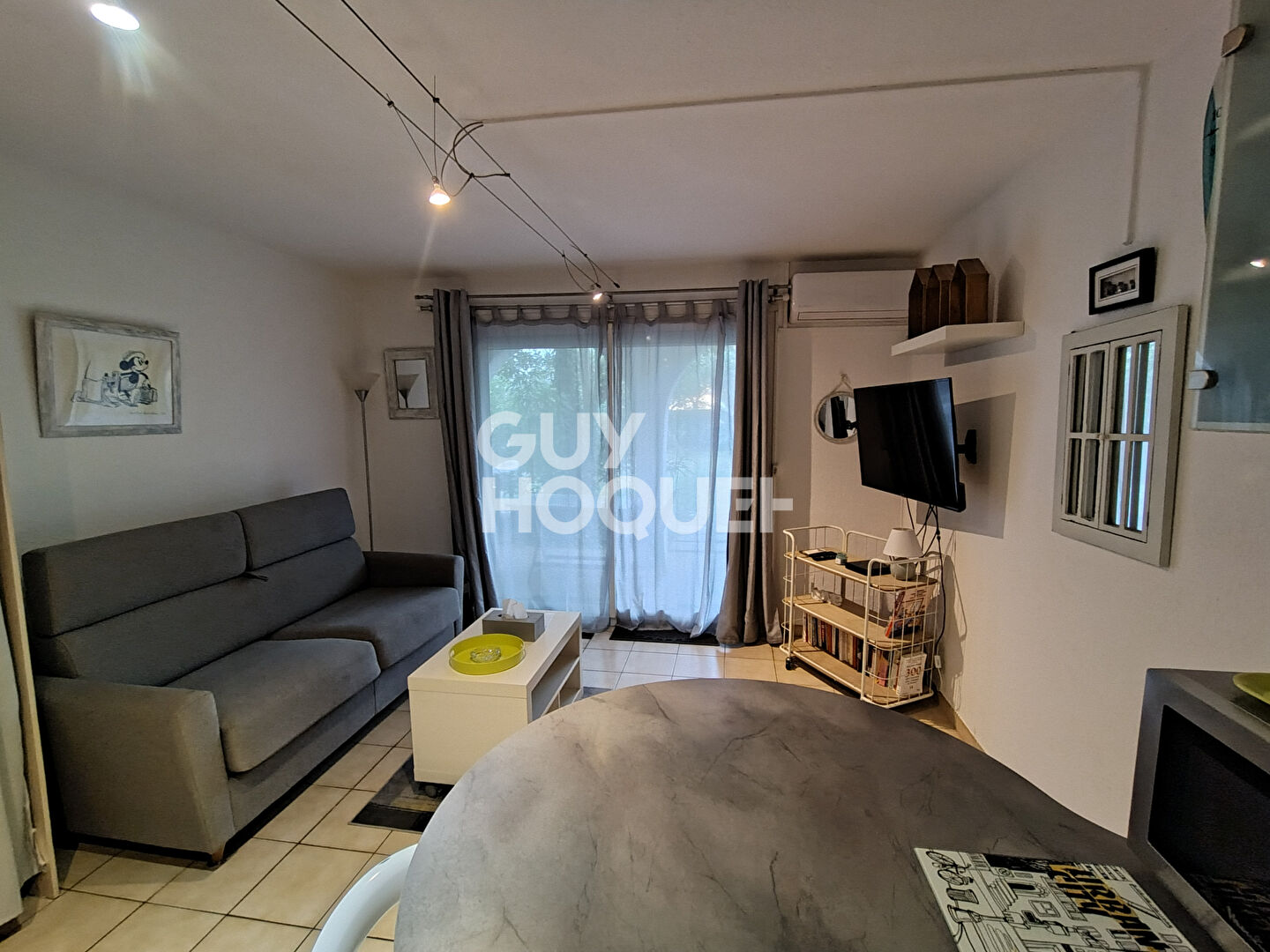 Appartement studio cabine avec loggia et parking