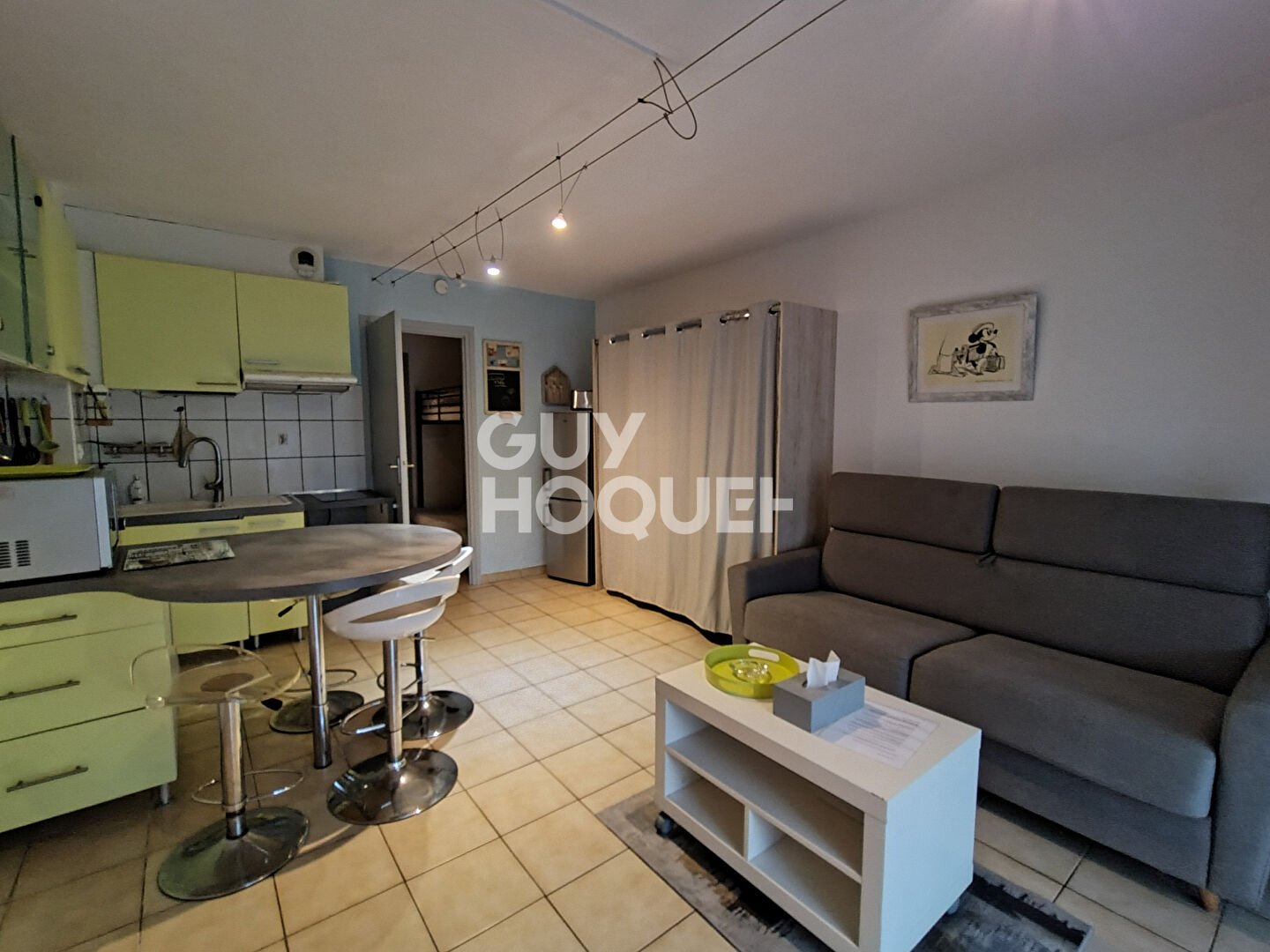 Appartement studio cabine avec loggia et parking