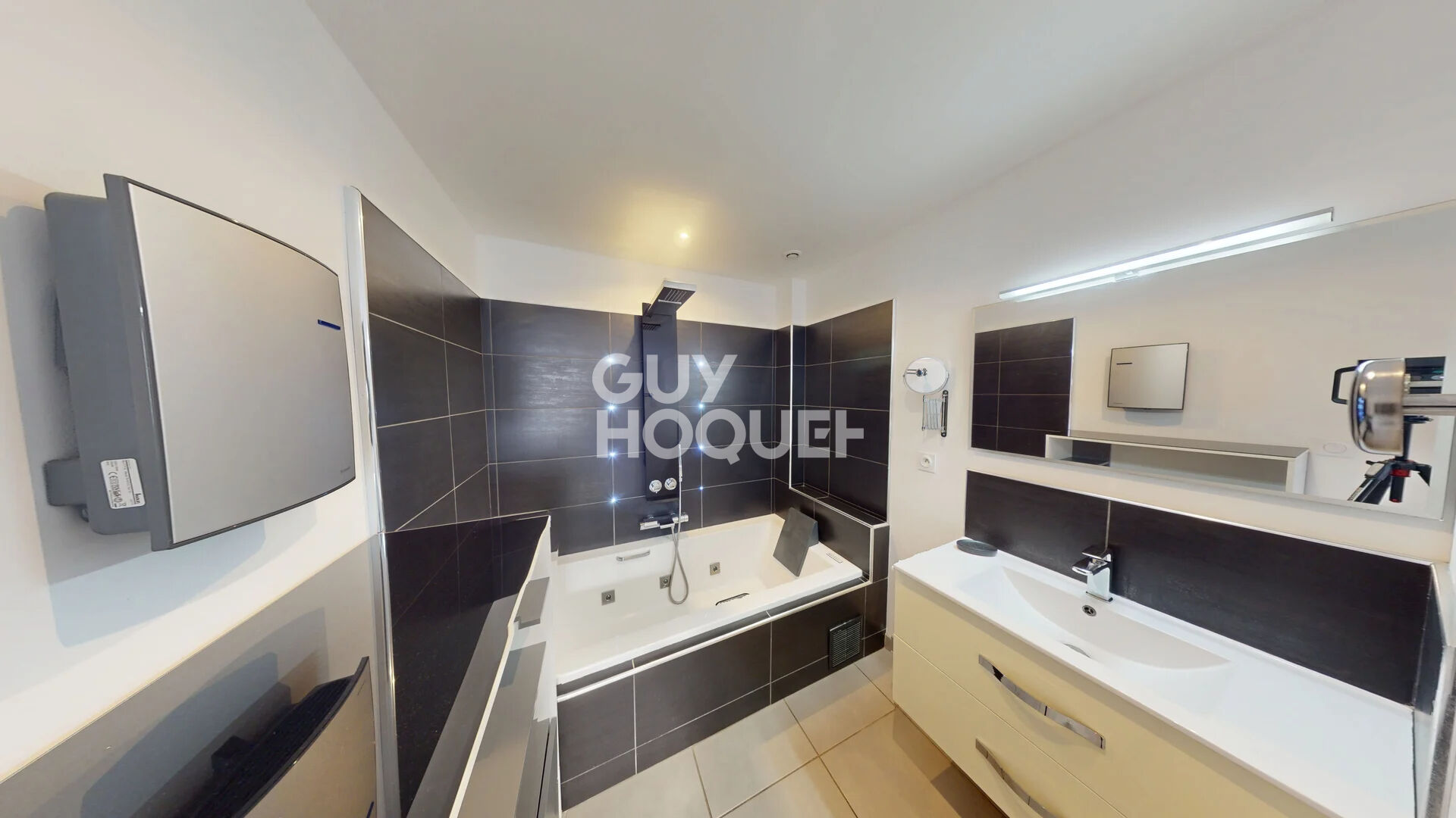 Appartement  3 pièces de 64 m² + terrasse + parking en sous-sol