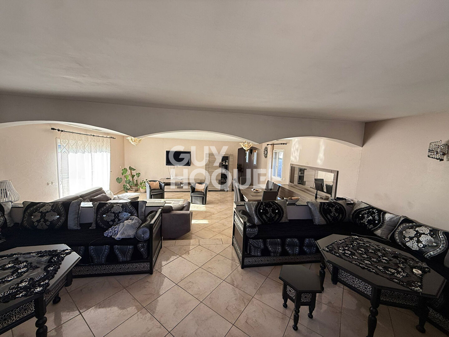 Maison Plain-pied 184 m2 5 pièces