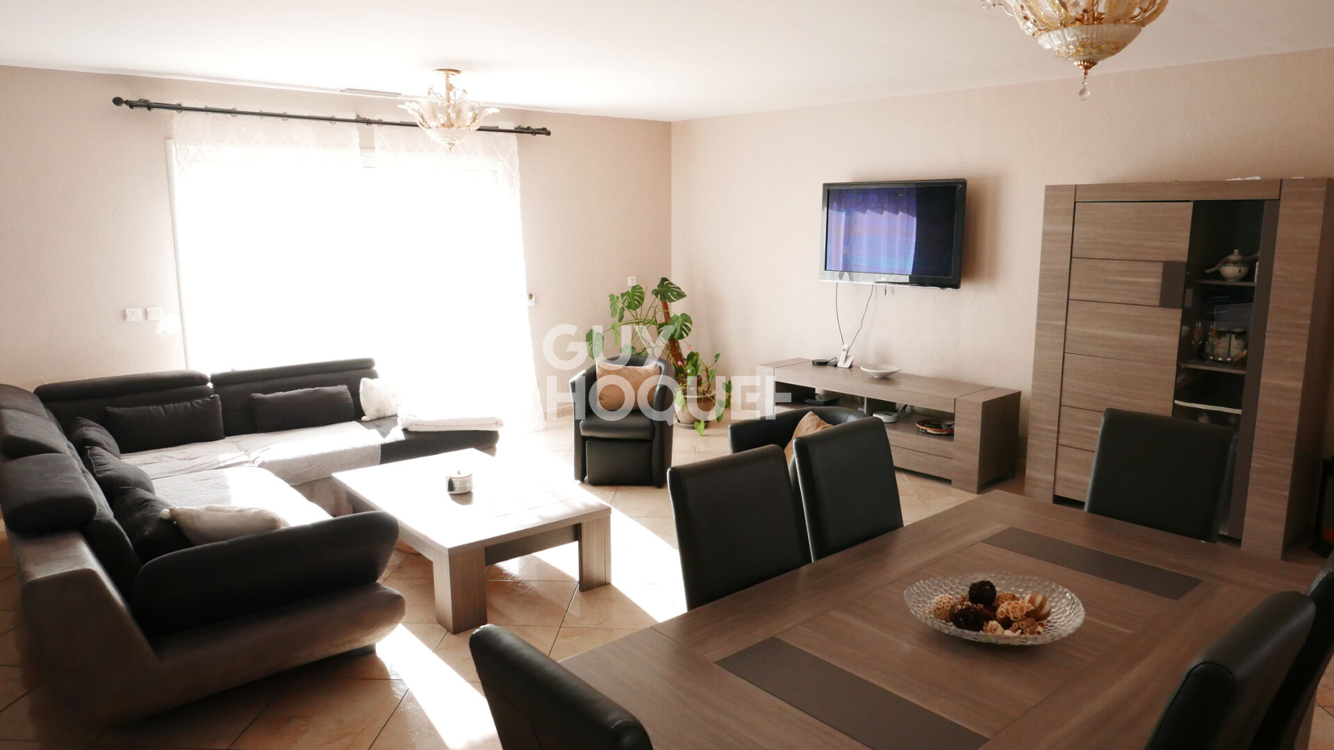 Maison Plain-pied 184 m2 5 pièces