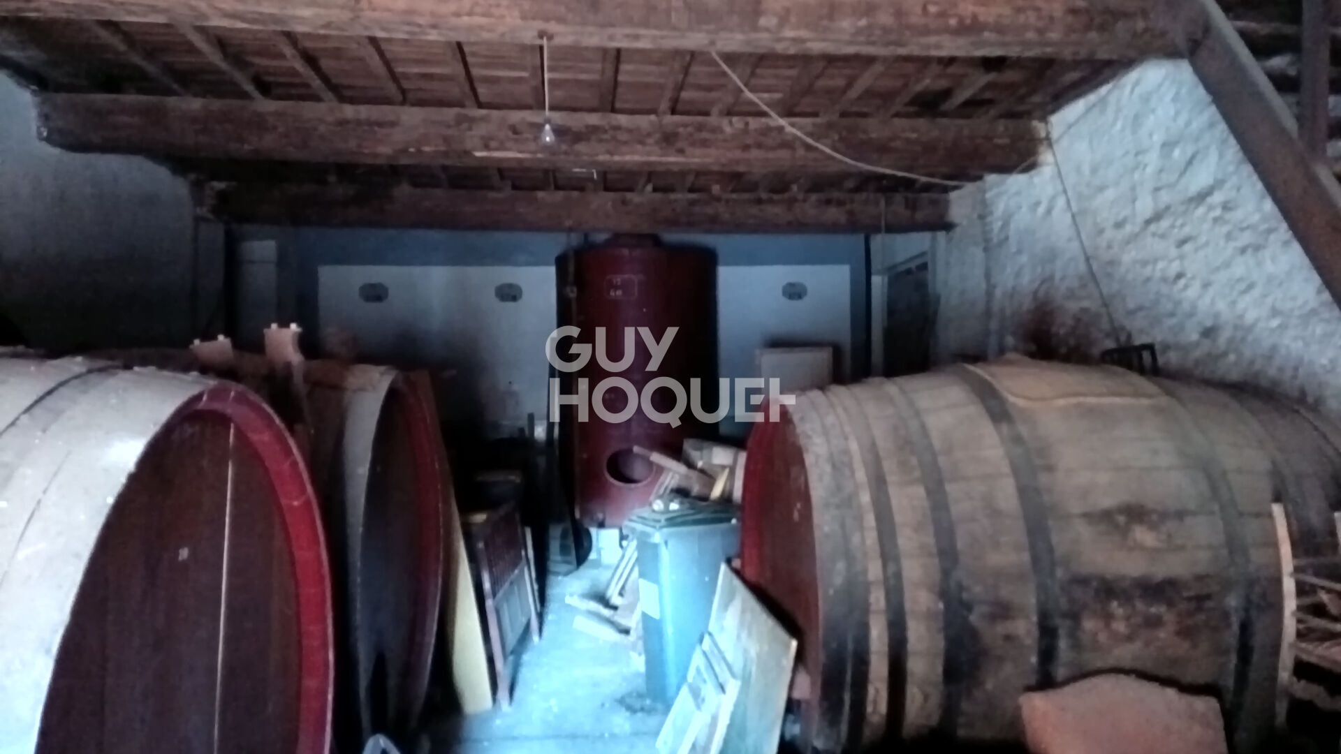 GRANGE OU ENTREPOT A REABILITER