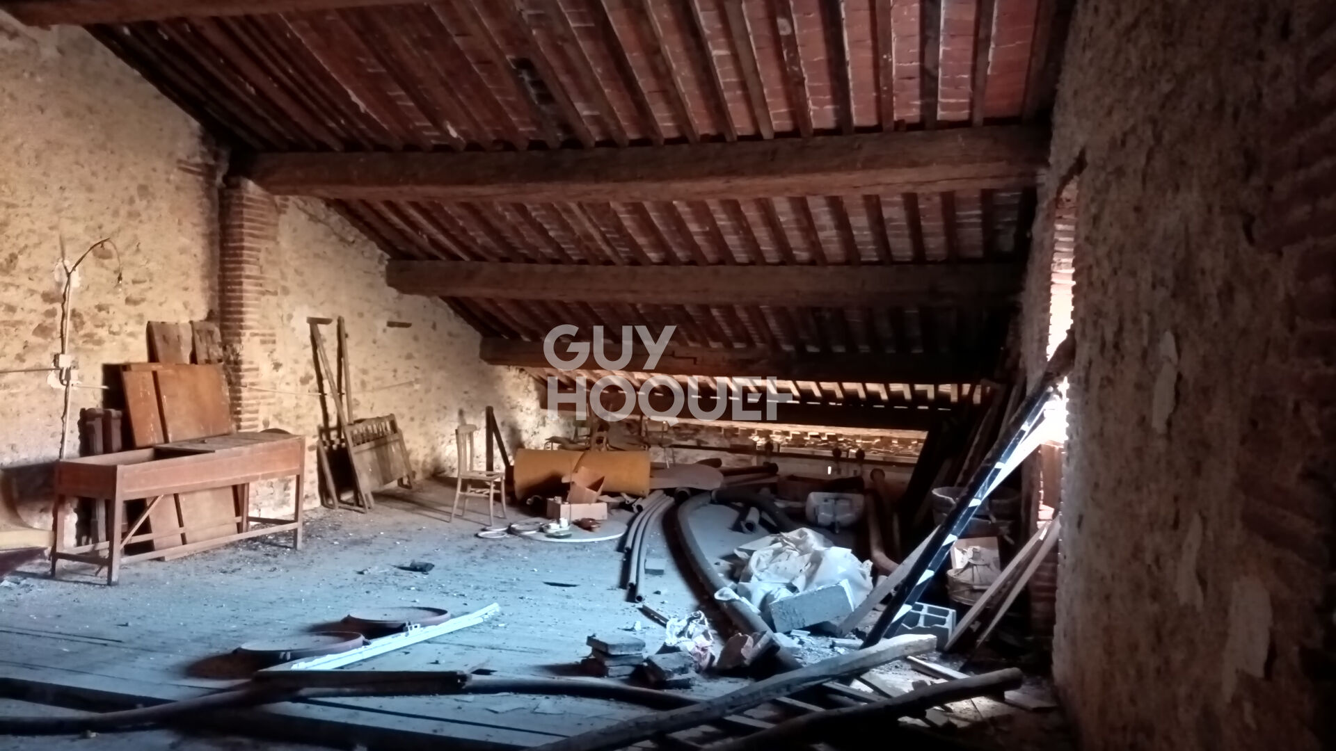 GRANGE OU ENTREPOT A REABILITER