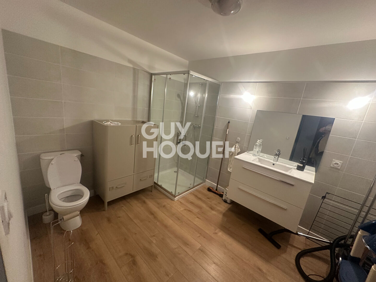 local commercial saint cyprien village