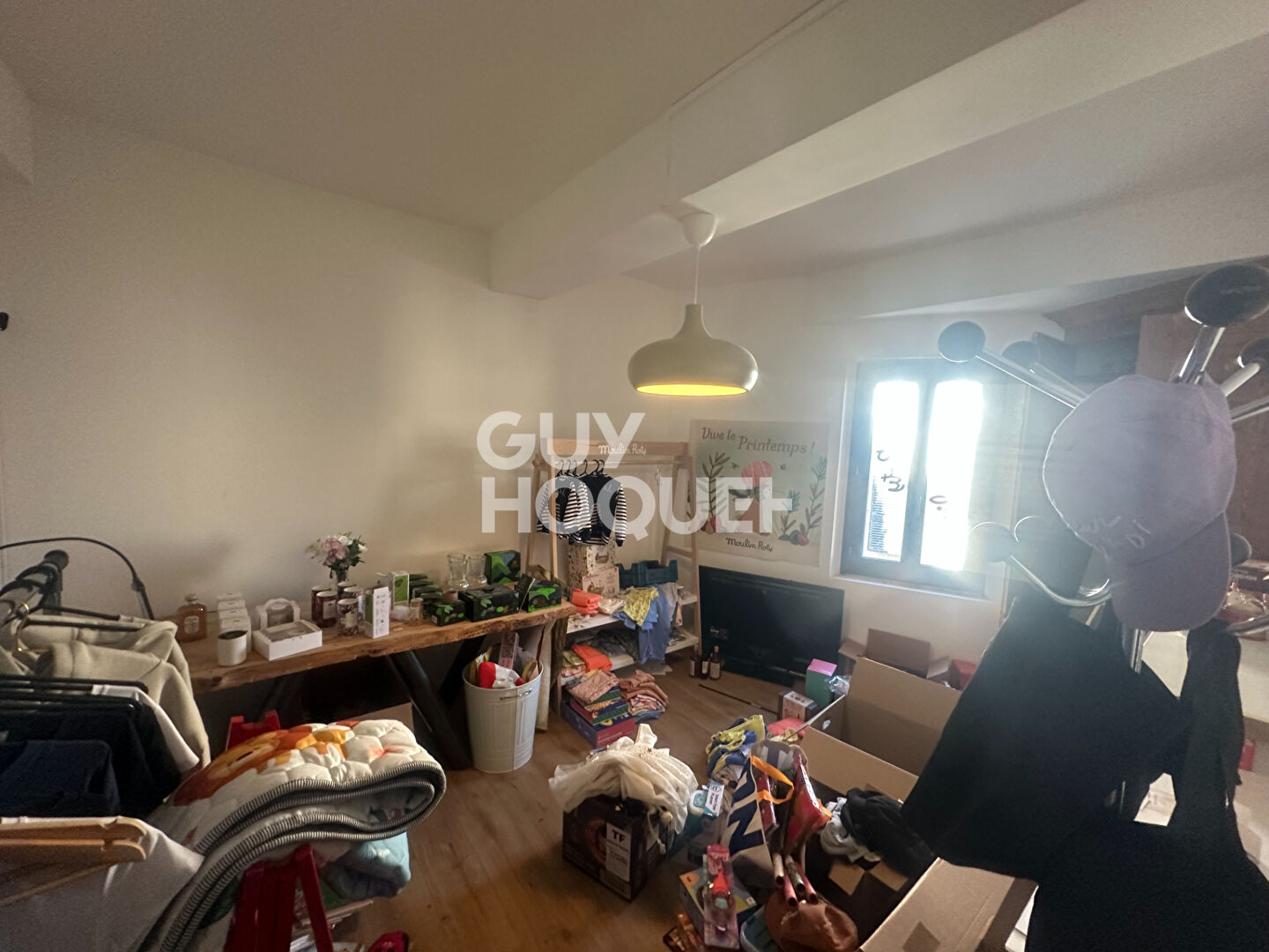 local commercial saint cyprien village