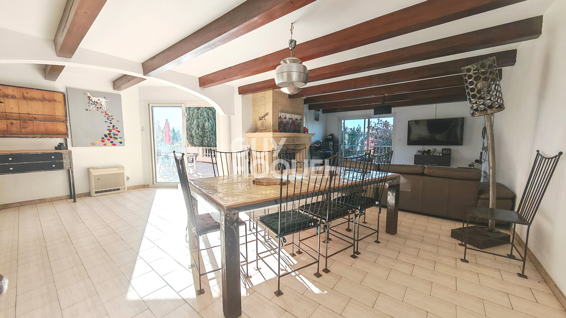 EN EXCLUSIVITE !! A vendre  maison familiale  6 Pièces Villeneuve de la Raho. Rare sur le secteur !