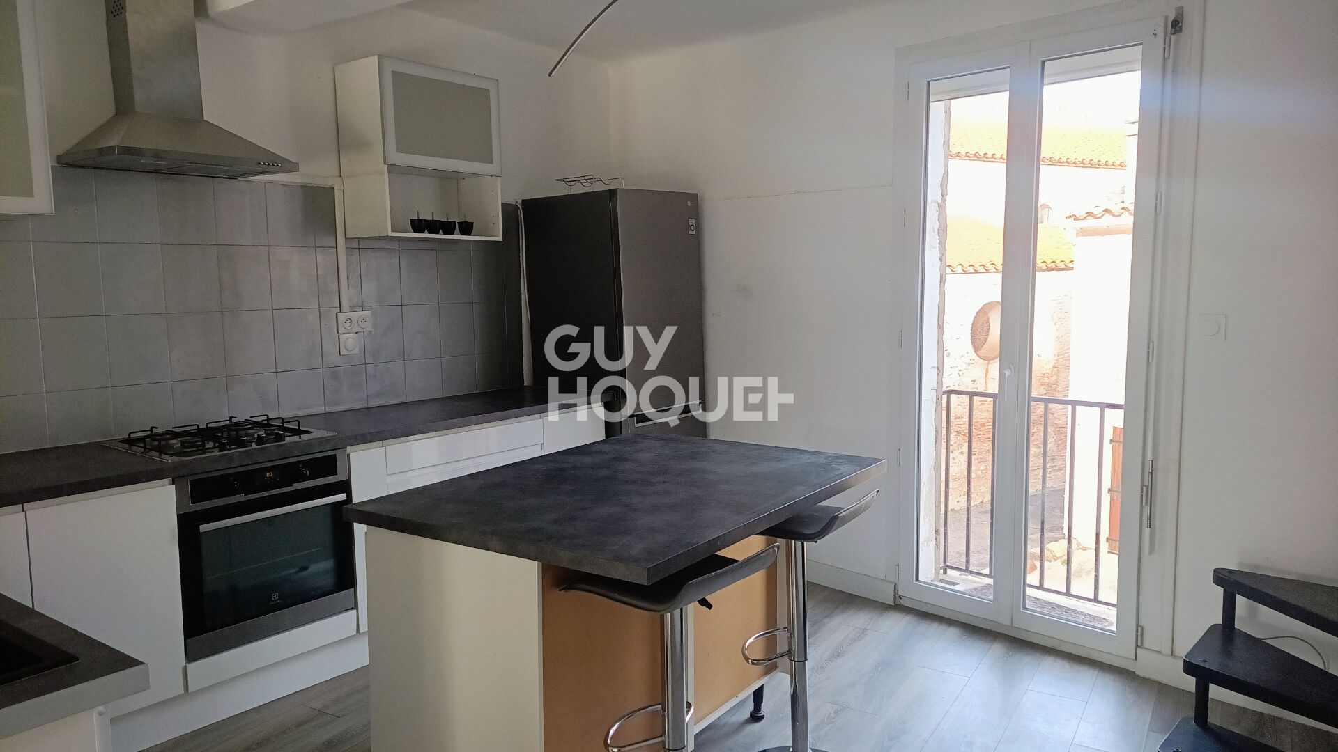 Appartement BAGES 3 pièce(s) 81.95 m2 INDEPENDANT