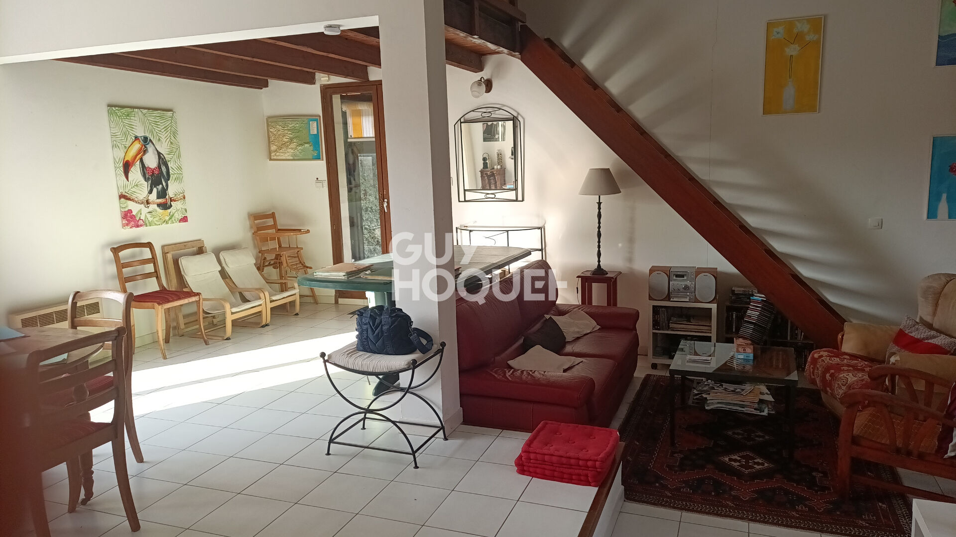 Maison 4 faces  Bages 5 pièce(s) 100 m2 SH