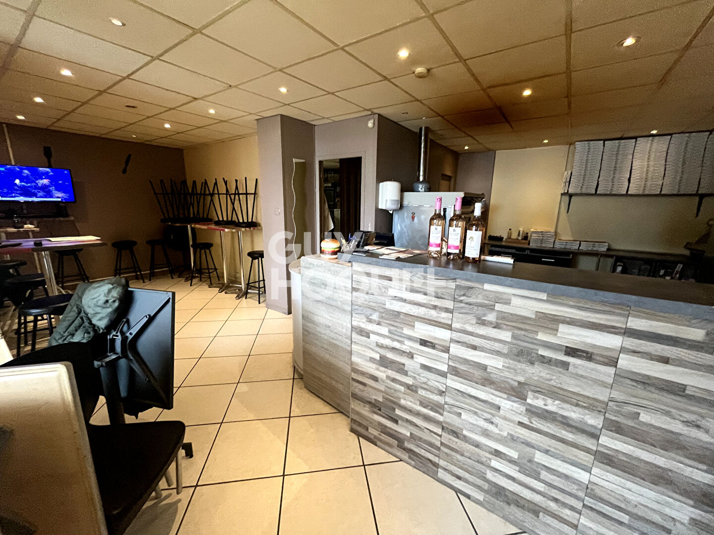 Fond de commerce idealement bien placé