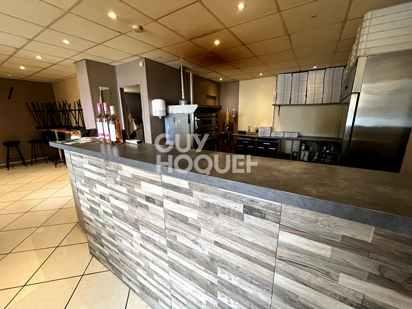 Fond de commerce idealement bien placé