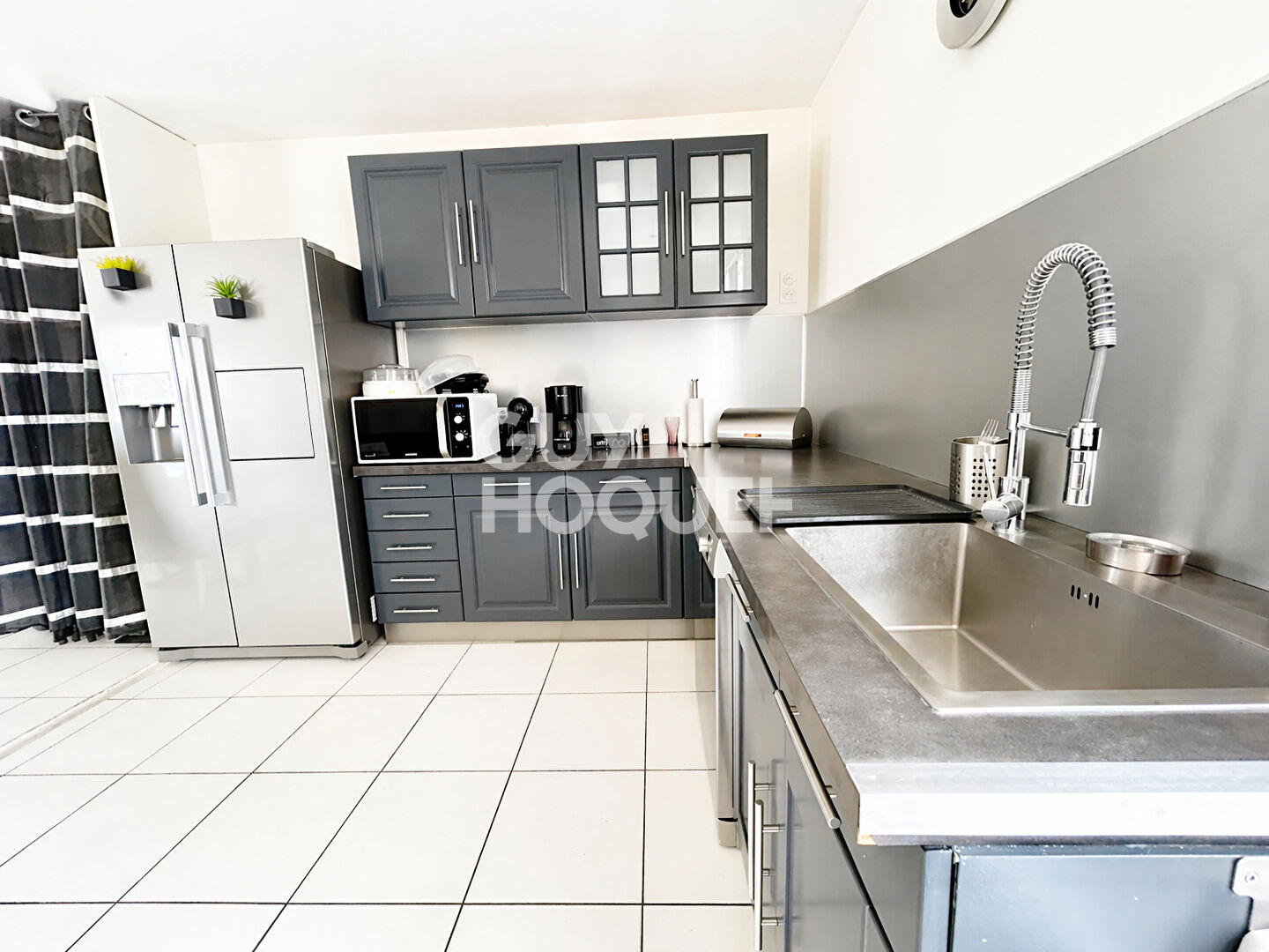 Maison 3 faces pollestres proche du centre 4 chambres