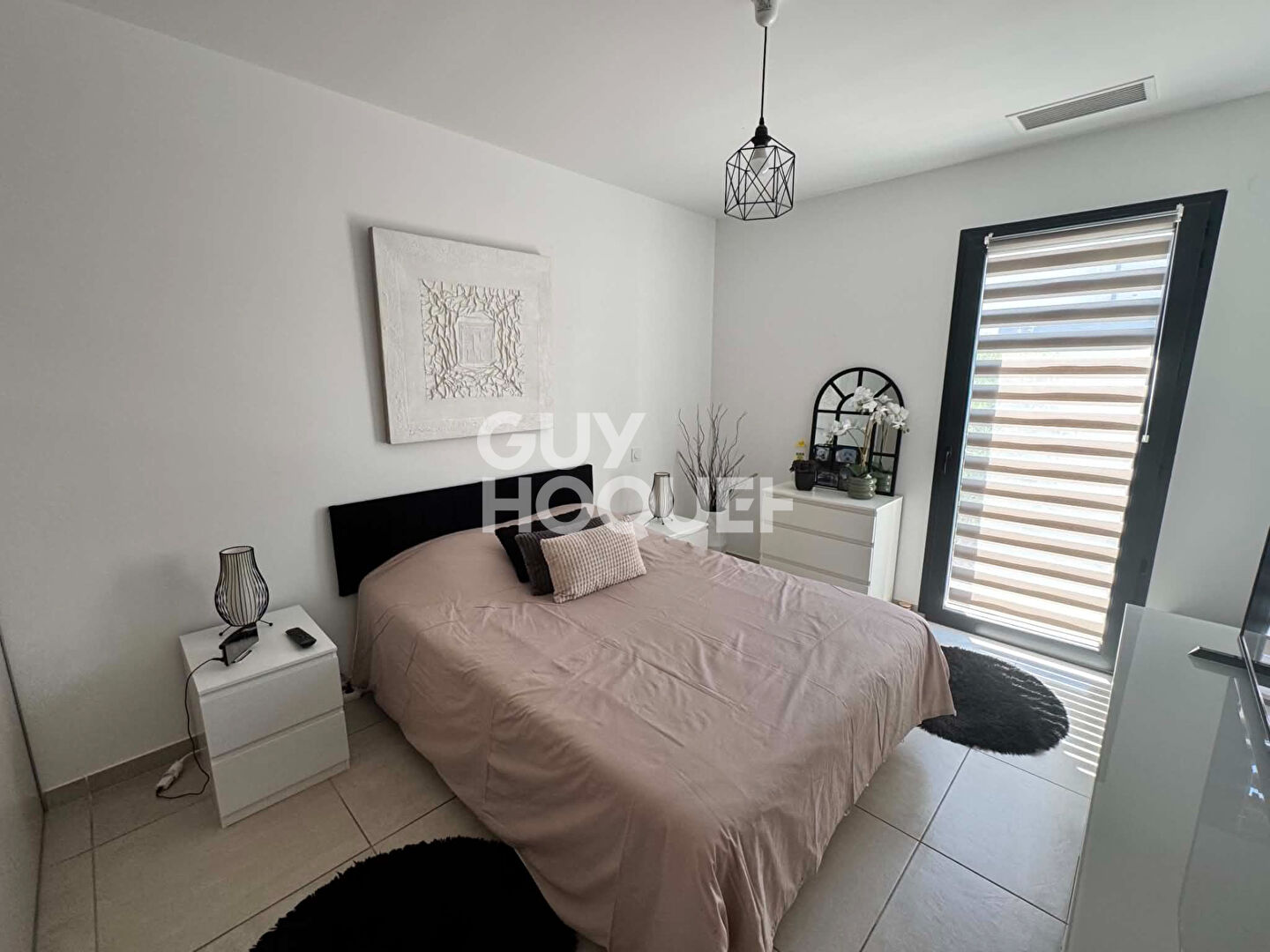 Maison plain pied 3 faces  contemporaine 3 chambres parfait état