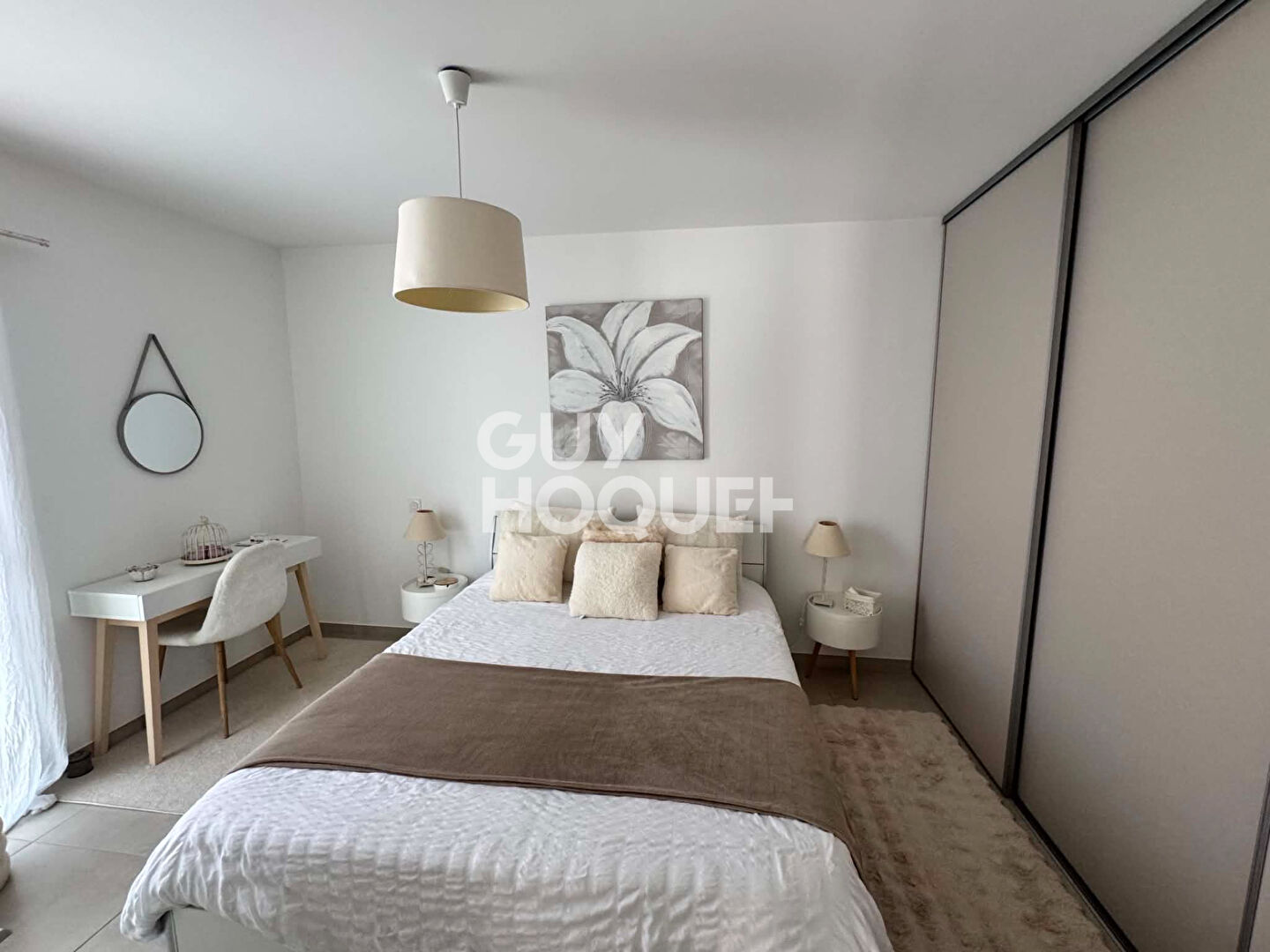 Maison plain pied 3 faces  contemporaine 3 chambres parfait état