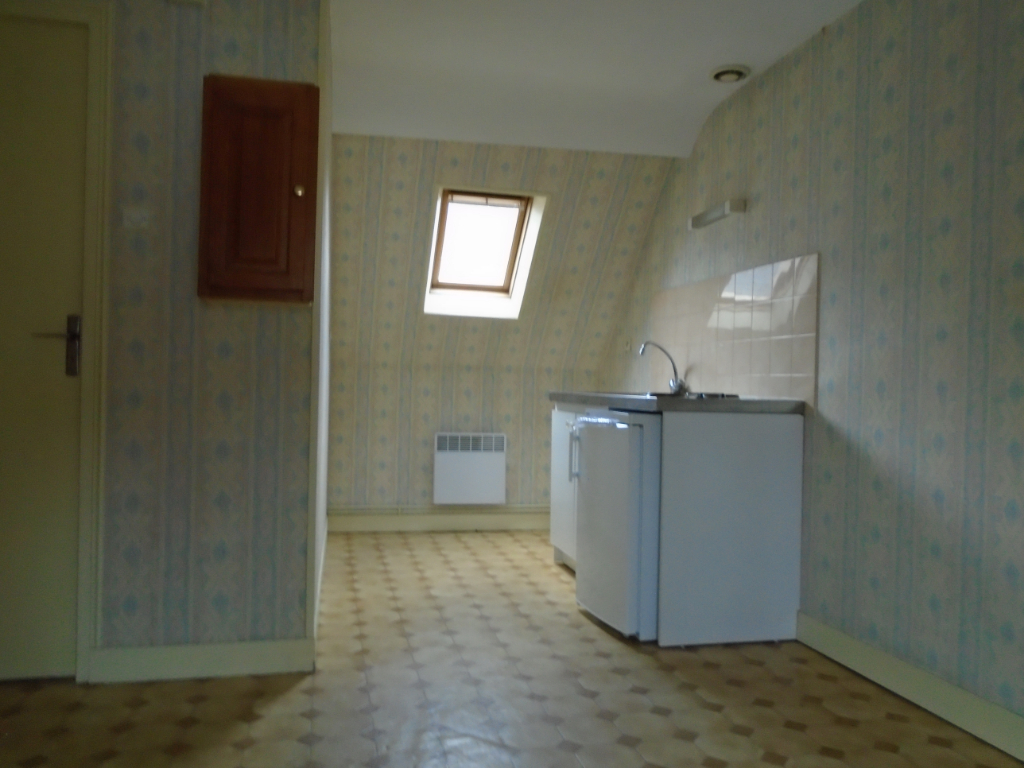 Appartement de 2 pièces à louer à BONNEVAL (28800).