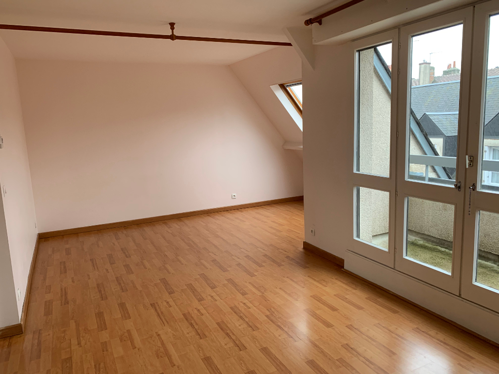 Appartement F1 à louer à CHATEAUDUN
