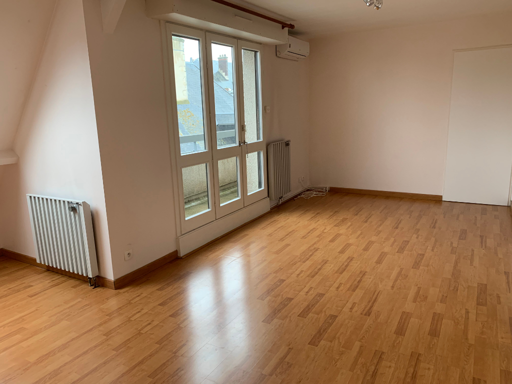 Appartement F1 à louer à CHATEAUDUN