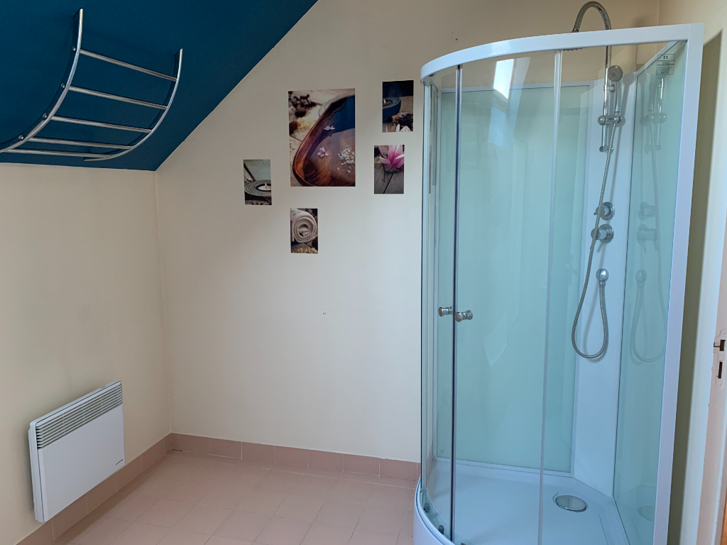 CLOYES LES TROIS RIVIERES : maison 4 pièces (107 m²) à louer