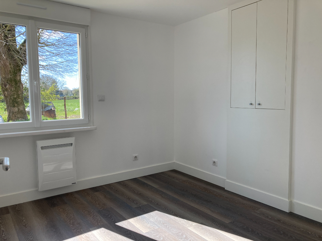 SAINT HILAIRE LA GRAVELLE : maison T5 en location