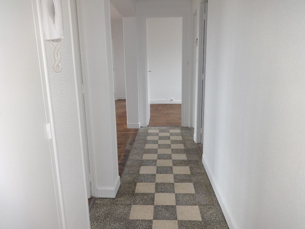 Appartement 4 chambres à vendre à Châteaudun - Quartier Liberté - Martineaux