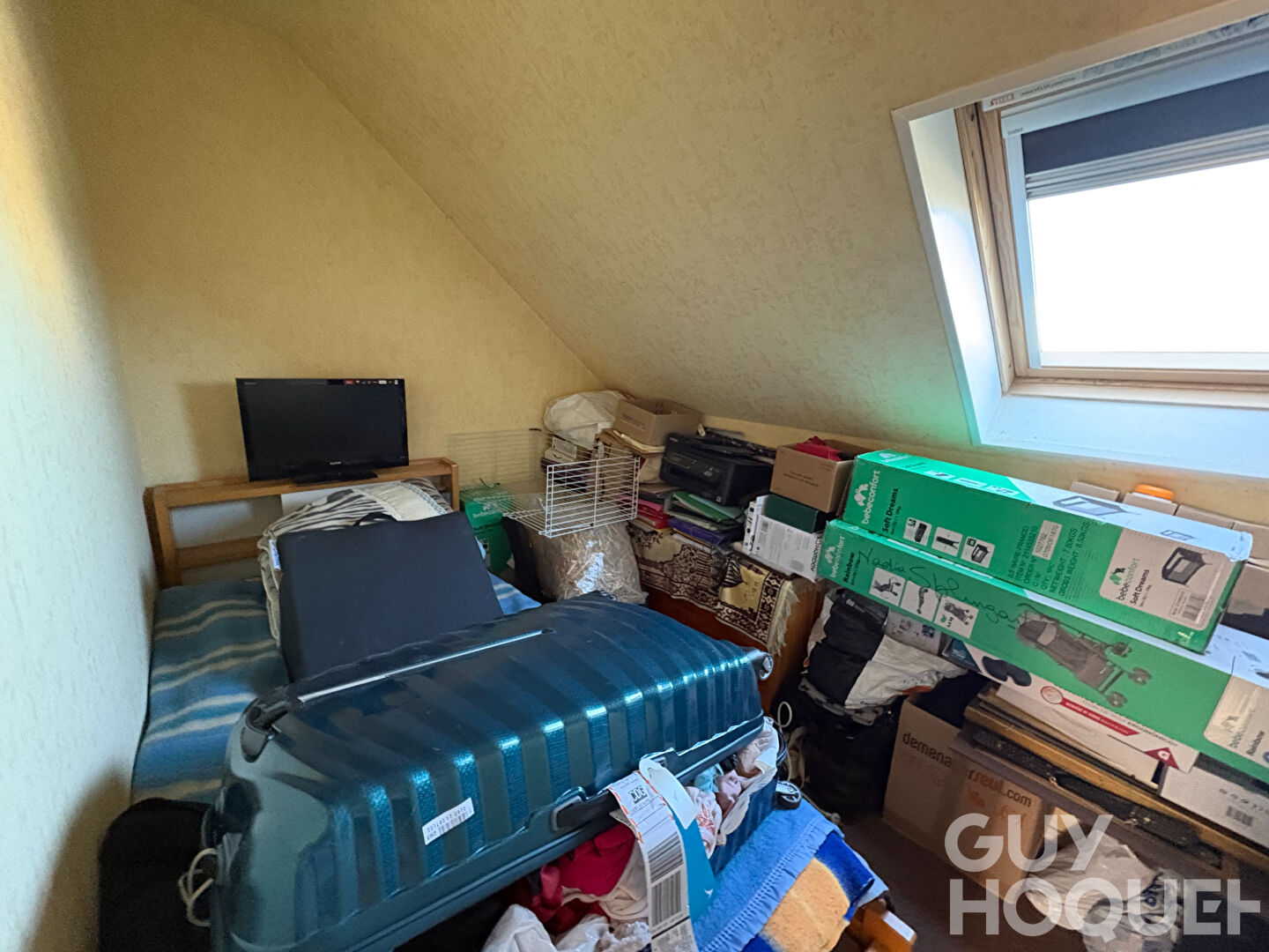 Maison à vendre à Châteaudun - 4 pièces avec garage et panneaux solaires