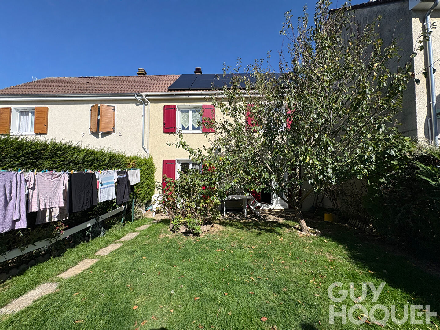 Maison à vendre à Châteaudun - 4 pièces avec garage et panneaux solaires